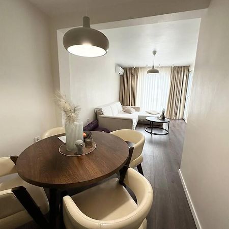 New Luxury Furnished Apartment - Beach, Varna Center & Fast Wi-Fi Exterior photo