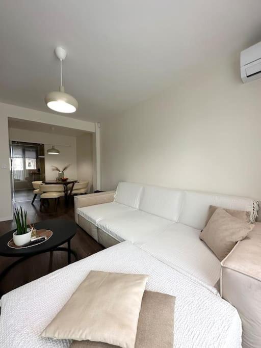 New Luxury Furnished Apartment - Beach, Varna Center & Fast Wi-Fi Exterior photo