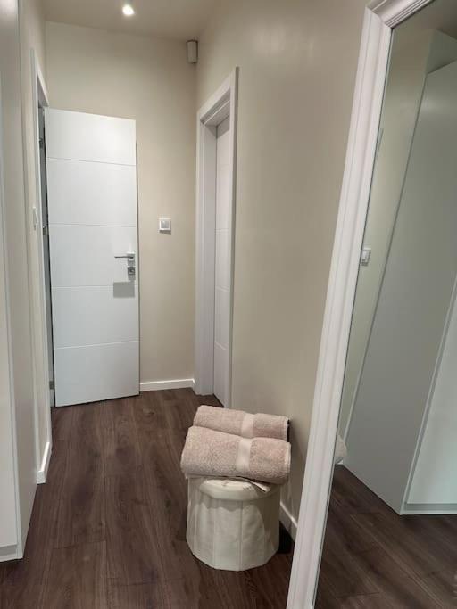 New Luxury Furnished Apartment - Beach, Varna Center & Fast Wi-Fi Exterior photo